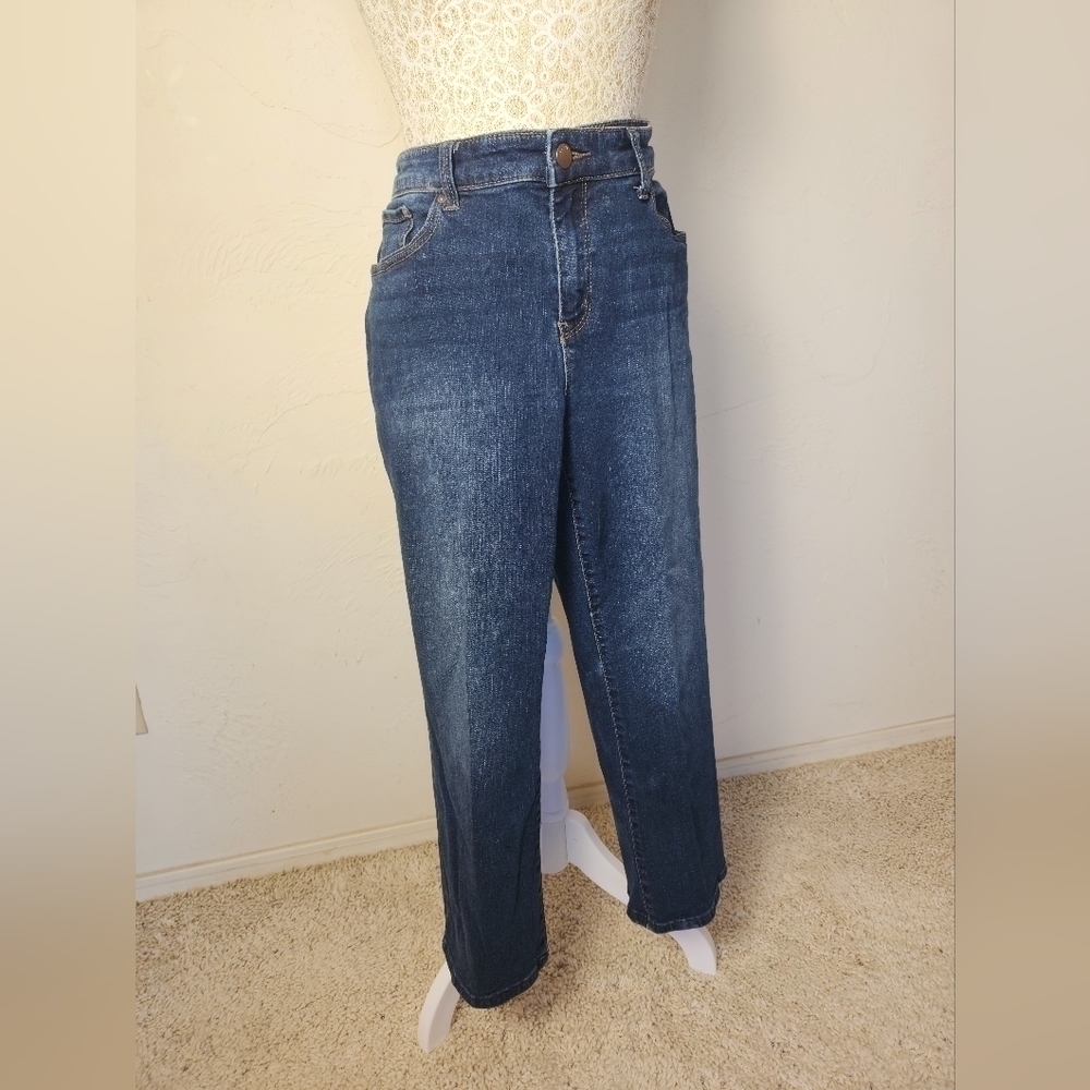 Chico's Platinum Collection Cropped Jeans Size 0.5